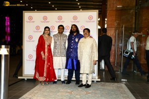 Mukesh Ambani, Nita Ambani, Isha Ambani, and other celebrities attend the Finale of Rajadhiraaj at NMACC