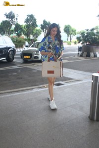 actress Rakul Preet Singh in short blue shorts at airport