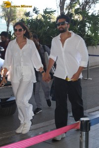 actress Rakul Preet Singh spotted at mumbai airport with her husband jackky bhagnani