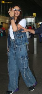 actress Rakul Preet Singh chic look in denim jeans