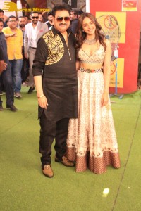 Ajay Devgn and Rakul Preet promote Runway 34 at Dance India Dance Little Masters Set