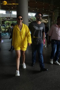 lovebirds rakul preet singh and jackky bhagnani spotted at airport on june 5, 2023