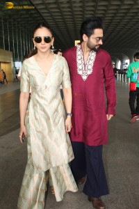 Newlyweds Rakul Preet Singh and Jackky Bhagnani spotted at Mumbai Airport on April 23, 2024