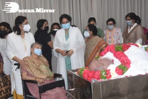 Family and Friends pay last respects to Ghattamaneni Ramesh Babu son of Superstar Krishna