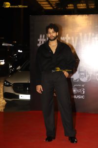 Celebrities including Mrunal Thakur, Shilpa Shetty, Neha Dhupia, Sonali Bendre, Raashi Khanna attend Ramesh Taurani’s birthday