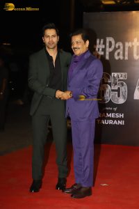 Celebrities including Mrunal Thakur, Shilpa Shetty, Neha Dhupia, Sonali Bendre, Raashi Khanna attend Ramesh Taurani’s birthday