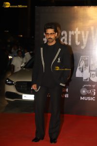 Celebrities including Mrunal Thakur, Shilpa Shetty, Neha Dhupia, Sonali Bendre, Raashi Khanna attend Ramesh Taurani’s birthday