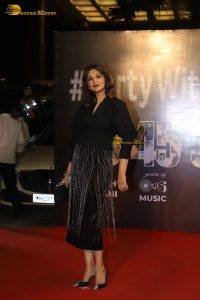 Celebrities including Mrunal Thakur, Shilpa Shetty, Neha Dhupia, Sonali Bendre, Raashi Khanna attend Ramesh Taurani’s birthday