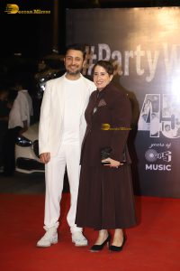 Celebrities including Mrunal Thakur, Shilpa Shetty, Neha Dhupia, Sonali Bendre, Raashi Khanna attend Ramesh Taurani’s birthday