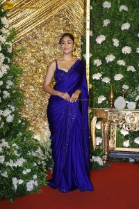Ramesh Taurani Diwali Party 2025 attended by Pooja Hegde, Mrunal Thakur, Mouni Roy, Vaani Kapoor, Genelia, Manushi Chhillar, and others