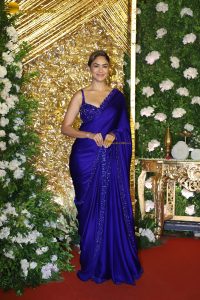 Ramesh Taurani Diwali Party 2025 attended by Pooja Hegde, Mrunal Thakur, Mouni Roy, Vaani Kapoor, Genelia, Manushi Chhillar, and others