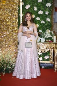 Ramesh Taurani Diwali Party 2025 attended by Pooja Hegde, Mrunal Thakur, Mouni Roy, Vaani Kapoor, Genelia, Manushi Chhillar, and others