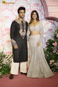 Ramesh Taurani’s Diwali Bash attended by Govinda, Anil Kapoor, Salman Khan, Shriya Saran, and others