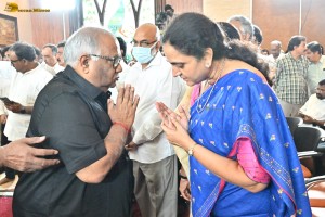 Family, Friends, and Well-wishers including Chandrababu Naidu, Chiranjeevi, Pawan Kalyan, Nagarjuna pay last respects to Ramoji Rao