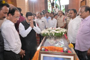 Family, Friends, and Well-wishers including Chandrababu Naidu, Chiranjeevi, Pawan Kalyan, Nagarjuna pay last respects to Ramoji Rao