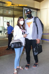 Rana Daggubati and his wife Miheeka Bajaj at Mumbai Airport