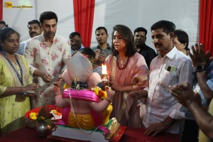 Ranbir Kapoor offered prayers and performed Ganesh Visarjan on September 11, 2024