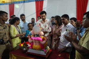 Ranbir Kapoor offered prayers and performed Ganesh Visarjan on September 11, 2024