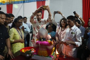 Ranbir Kapoor offered prayers and performed Ganesh Visarjan on September 11, 2024