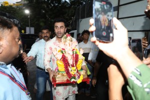 Ranbir Kapoor offered prayers and performed Ganesh Visarjan on September 11, 2024
