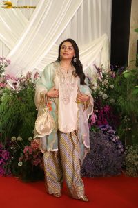 bollywood actress rani mukherjee gorgeous in a salwar dress