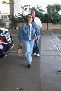 actress Rani Mukerji spotted wearing all denim at the mumbai airport