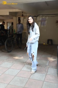 Raveena Tandon daughter Rasha Thadani spotted in Bandra