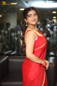 actress rashi singh very pretty in a red saree