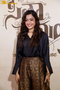 Rashmika-19