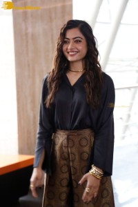 Rashmika-32
