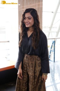 Rashmika-37