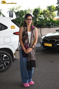 actress Rashmika Mandanna cute in top and jeans