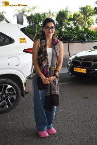 actress Rashmika Mandanna cute in top and jeans