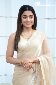 Rashmika-37