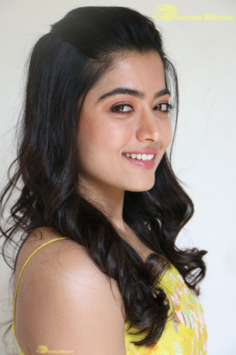 Rashmika (26)