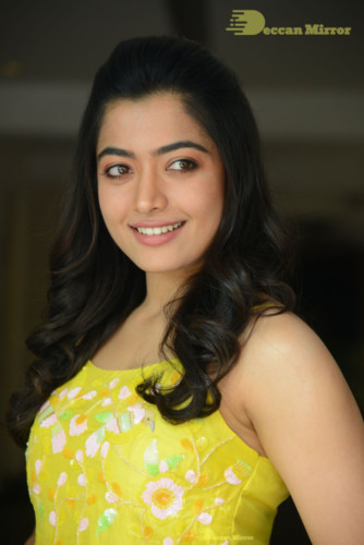 Rashmika (33)