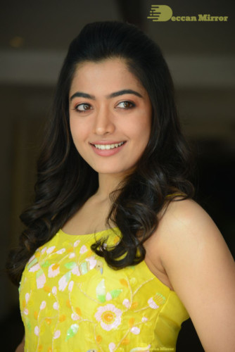 Rashmika (34)