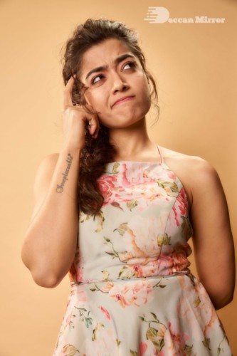 Telugu Actress Rashmika Mandanna Photoshoot with funny expressions