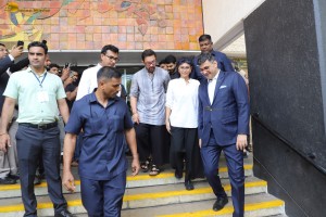 Business Tycoon Ratan Tata’s Final Journey attended by Amit Shah, Eknath Shinde, Sharad Pawar, Chandrababu Naidu, Nita Ambani, Aamir Khan, and others