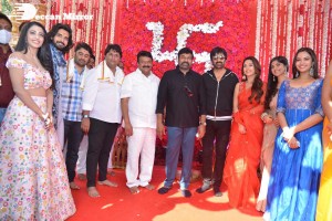 Ravanasura Movie Opening Stills with Ravi Teja, Chiranjeevi, Anu Emmanuel, Faira Abdullah