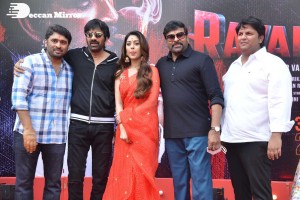 Ravanasura Movie Opening Stills with Ravi Teja, Chiranjeevi, Anu Emmanuel, Faira Abdullah