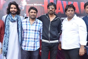 Ravanasura Movie Opening Stills with Ravi Teja, Chiranjeevi, Anu Emmanuel, Faira Abdullah