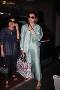 actress Raveena Tandon beautiful at airport
