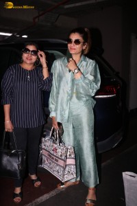actress Raveena Tandon beautiful at airport