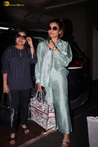 actress Raveena Tandon beautiful at airport