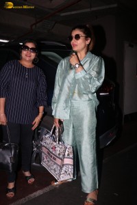 actress Raveena Tandon beautiful at airport