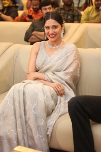 actress Regina Cassandra sweet looks in a silver color saree