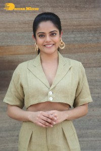 Actress Riddhi Kumar Photoshoot