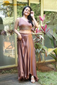 Riddhi Kumar hot photoshoot