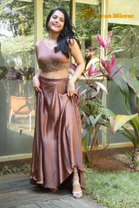 Riddhi Kumar hot photoshoot